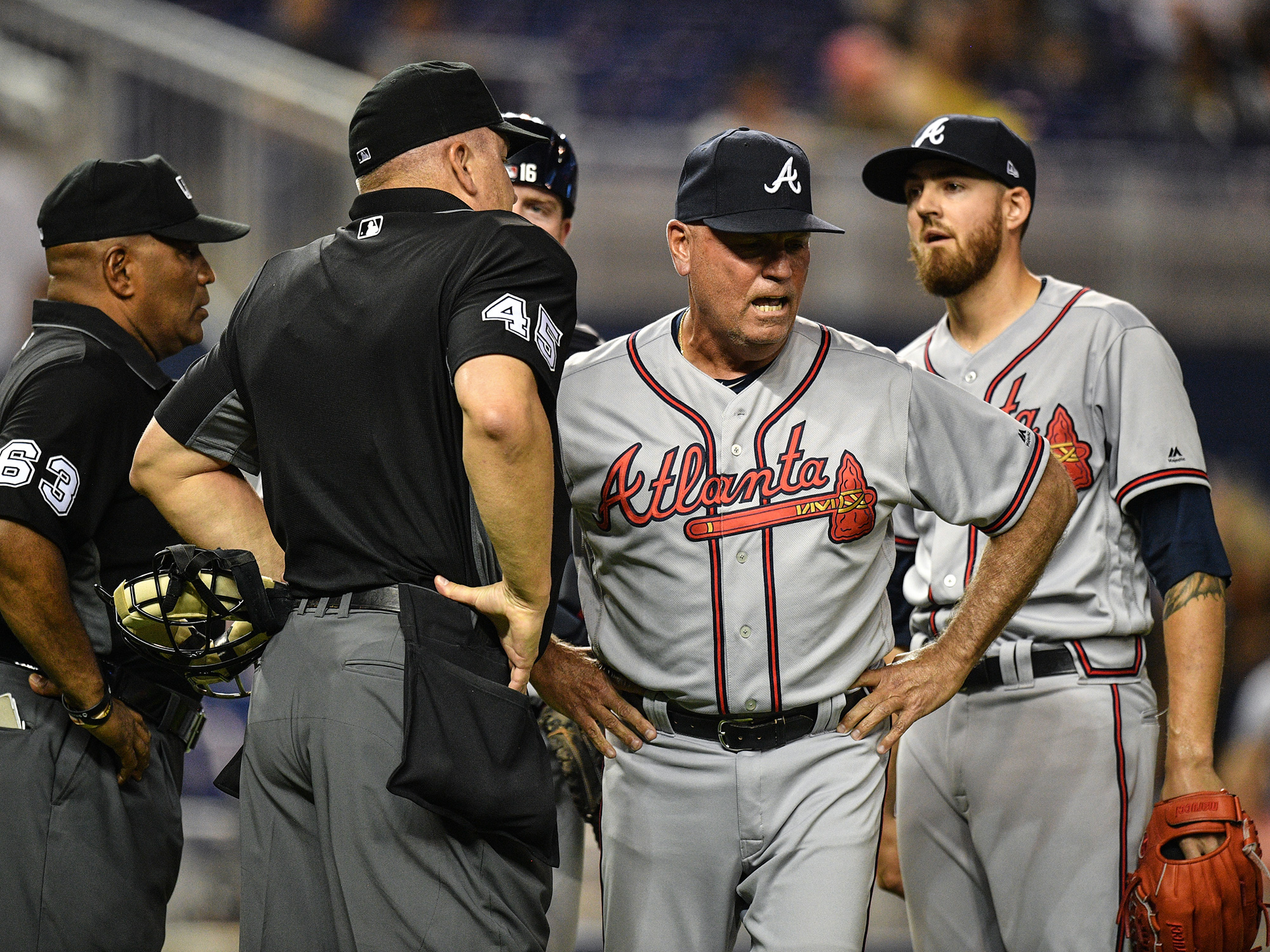 brian-snitker-braves.jpg